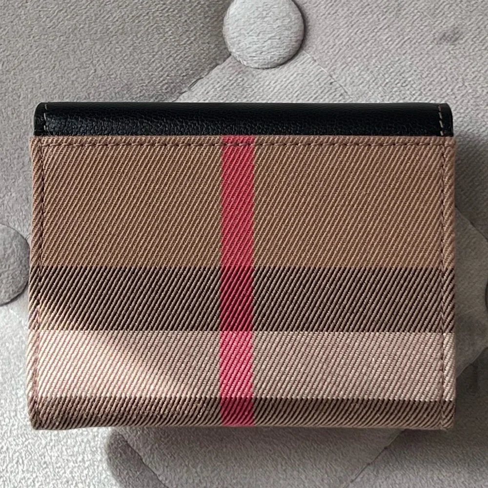 Burberry Check Trifold Wallet in Black - Picture 2 of 11